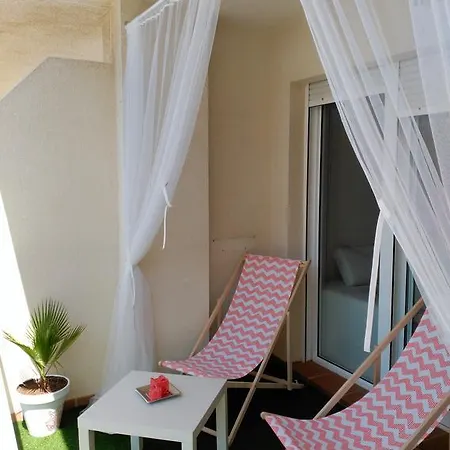Sea And Light Apartment *